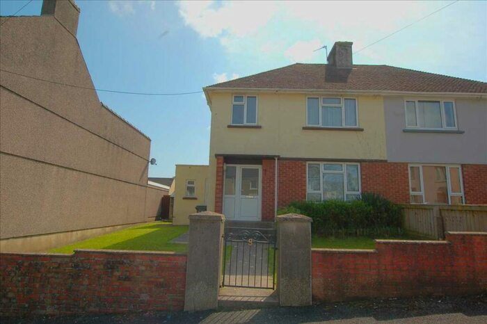 3 Bedroom Semi-Detached House For Sale In Princes Street, SA72