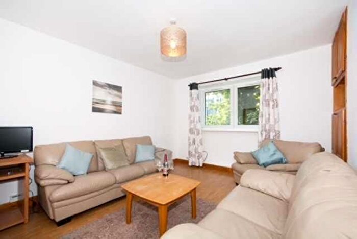 2 Bedroom Flat To Rent In Short Loanings, Aberdeen, AB25