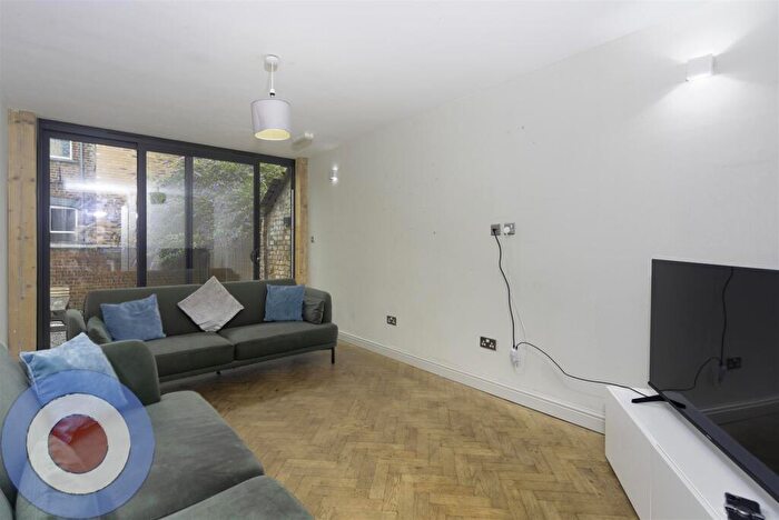 10 Bedroom Terraced House To Rent In Ladybarn Lane Manchester, M14