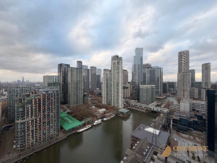 2 Bedroom Flat For Sale In Crossharbour Plaza, Arena Tower, E14