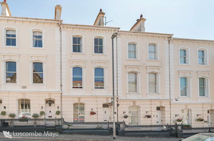 2 Bedroom Flat For Sale In Vine Terrace, Kingsbridge, TQ7