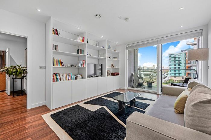 1 Bedroom Flat To Rent In Atlantic Point, Harrison Walk, SE10