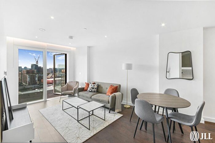 2 Bedroom Apartment To Rent In Lanchester Way London, SW11