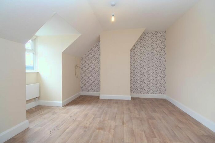 1 Bedroom Flat To Rent In Hitchin Road, Henlow Camp, SG16