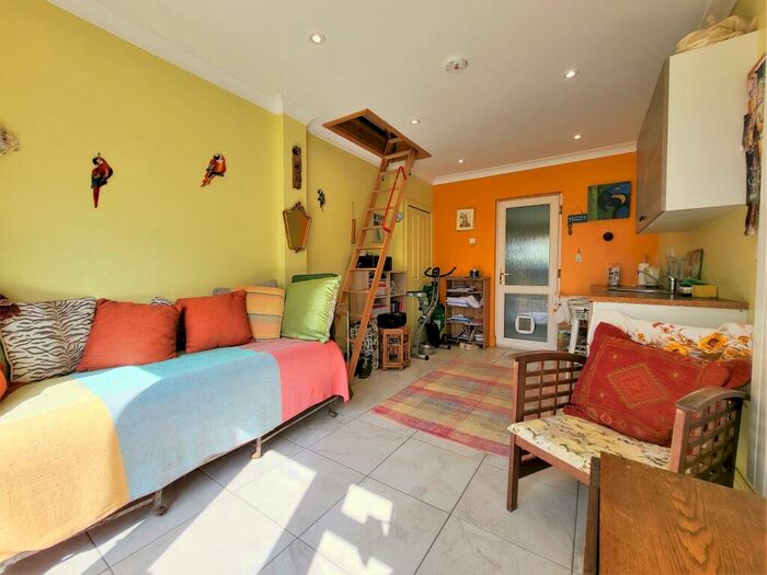 5 Bedroom Detached House For Sale In Foxley Lane, High Salvington, Worthing, BN13