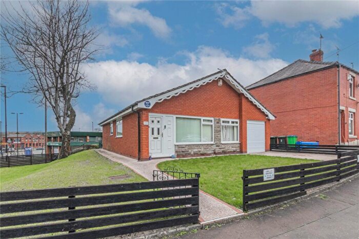3 Bedroom Bungalow For Sale In Tomlinson Street, Rochdale, Greater Manchester, OL11