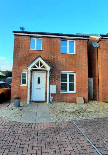 3 Bedroom Detached House To Rent In Clos Cae Ffynnon, North Cornelly, Bridgend, CF33