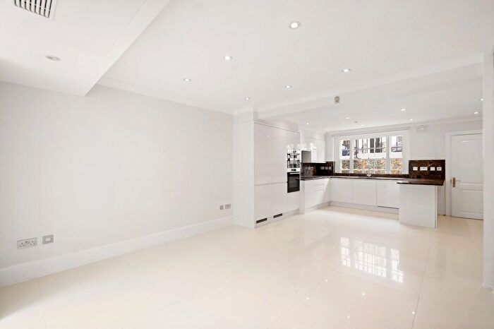 5 Bedroom Terraced House To Rent In Abingdon Villas, Kensington, W8