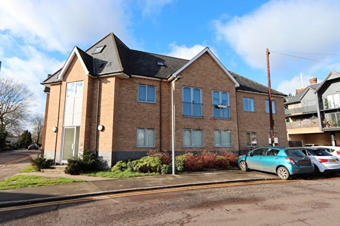 1 Bedroom Apartment To Rent In Hemnall Street, Epping, CM16