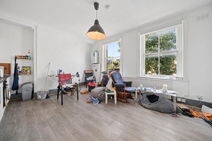 4 Bedroom Flat To Rent In Parkfield Road, London, SE14