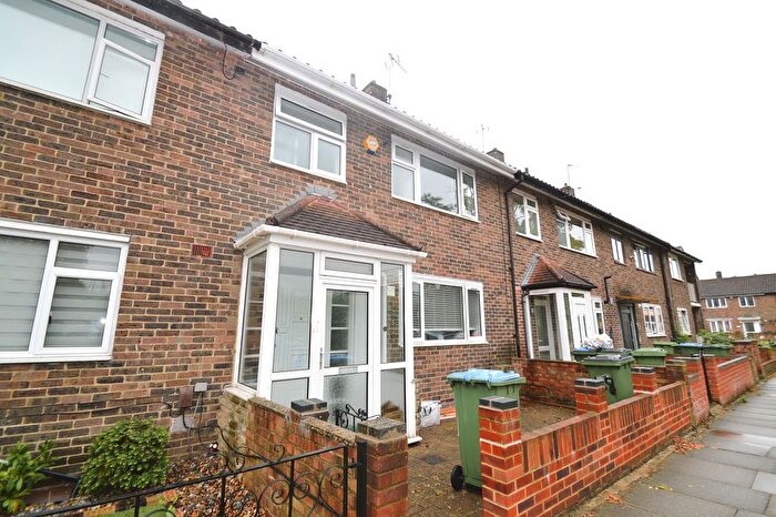 3 Bedroom Terraced House To Rent In Cookhill Road, Abbey Wood, London, SE2
