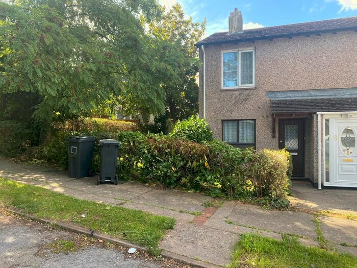 2 Bedroom End Of Terrace House To Rent In Kings Court, Kingsteignton, Newton Abbot, TQ12