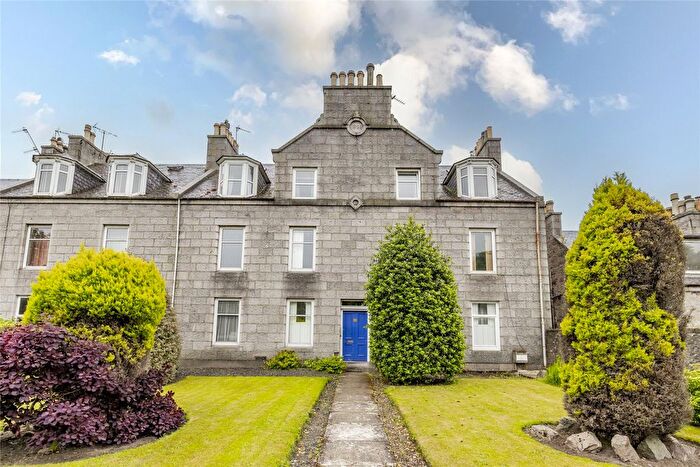 2 Bedroom Flat To Rent In Westburn Road, Rosemount, Aberdeen, AB25