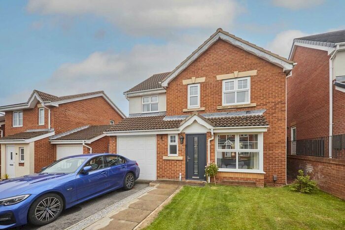 4 Bedroom Detached House For Sale In Slaley Close, New Marske, TS11