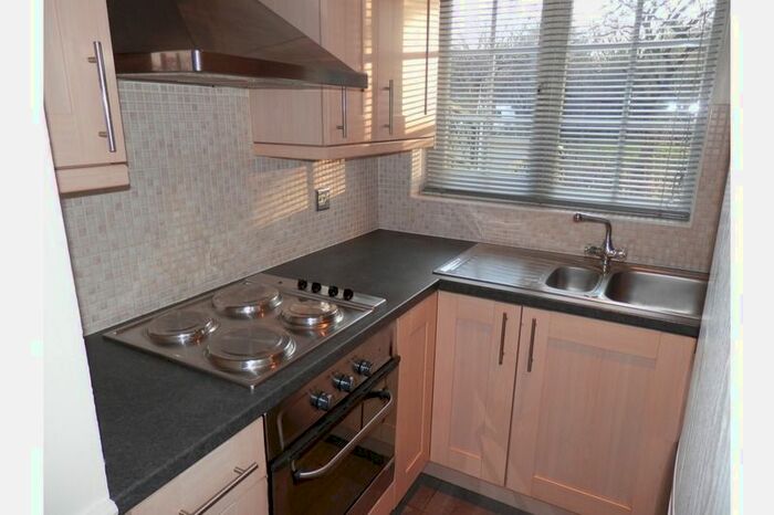 1 Bedroom End Of Terrace House To Rent In Ebourne Close, Kenilworth, CV8