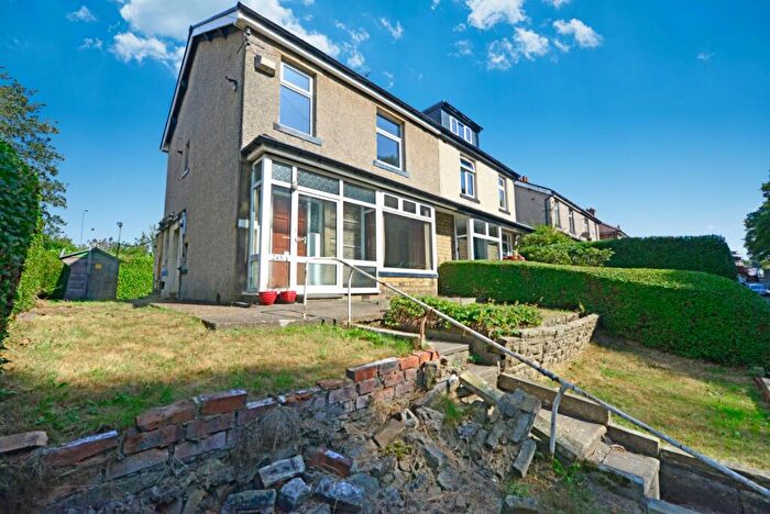 3 Bedroom Semi Detached House For Sale In Bowling Hall Road, East Bowling, Bradford, BD4