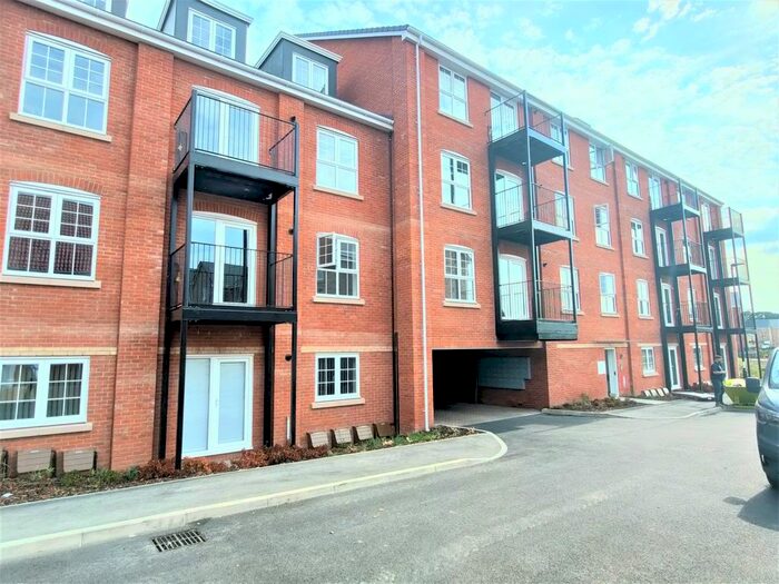 2 Bedroom Flat To Rent In Houghton Way, Bury St. Edmunds, IP33
