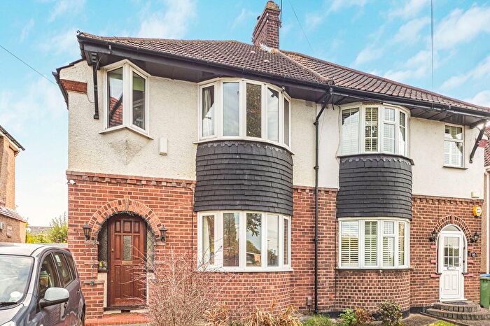 3 Bedroom Semi-Detached House To Rent In Wricklemarsh Road, London, SE3