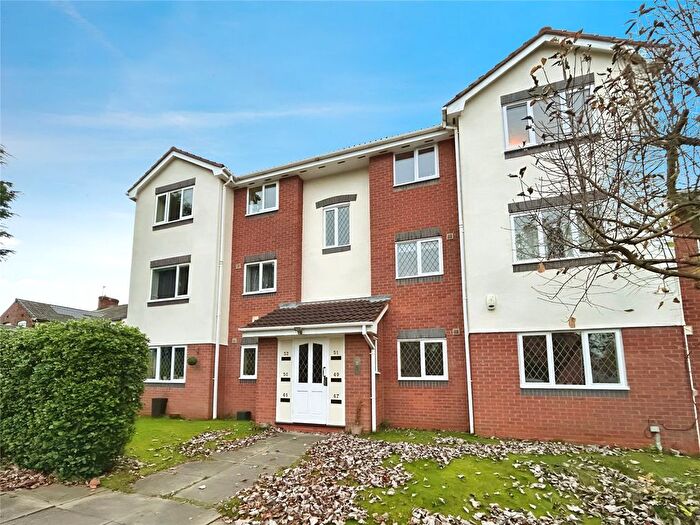 2 Bedroom Flat To Rent In The Carousels, Burton-On-Trent, Staffordshire, DE14