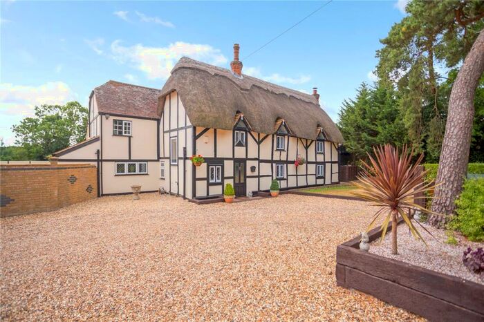 3 Bedroom Detached House For Sale In Crookham Common Road, Brimpton, Reading, RG7