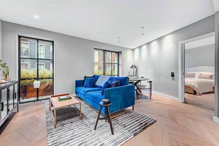 1 Bedroom Flat To Rent In Cleveland Street, London, W1T