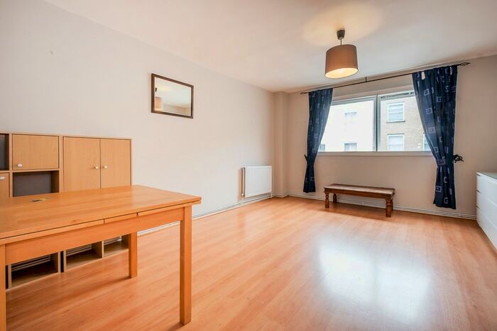 2 Bedroom Flat To Rent In Warwick Way, London, SW1V