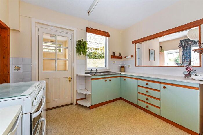 2 Bedroom End Of Terrace House For Sale In Caledonian Road, Chichester, PO19