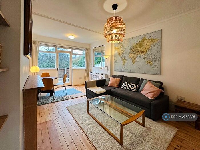1 Bedroom Maisonette To Rent In Rodborough Road, London, NW11