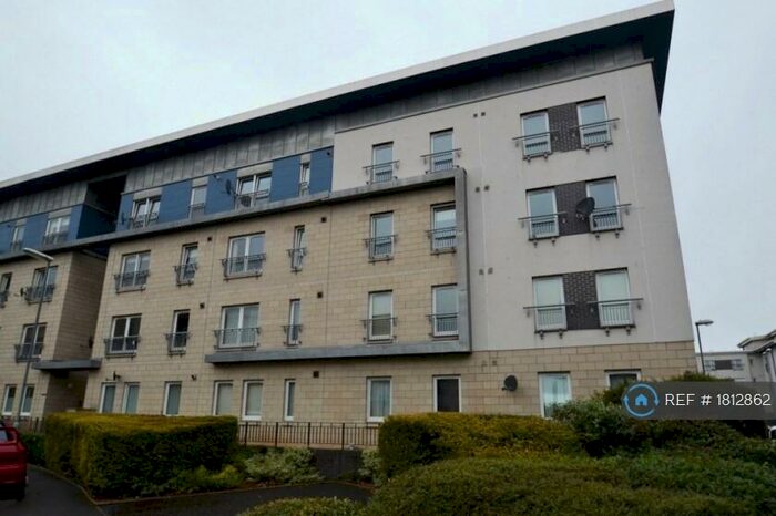 2 Bedroom Flat To Rent In St. Andrews Close, Glasgow, G41