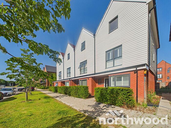 3 Bedroom Town House For Sale In Chilmington Avenue, Chilmington Green, Ashford, TN23