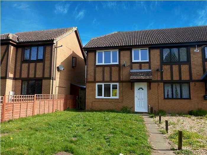 3 Bedroom End Of Terrace House To Rent In The Mallards, Lakenheath, Brandon, IP27