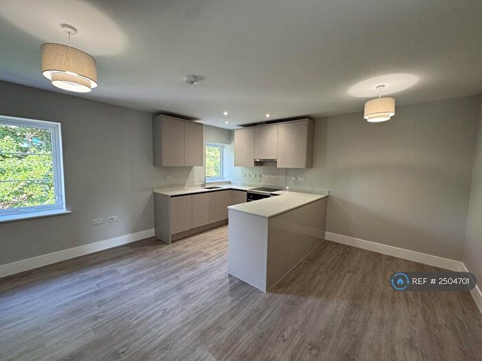 1 Bedroom Flat To Rent In Bridge House, Chalfont St. Peter, SL9