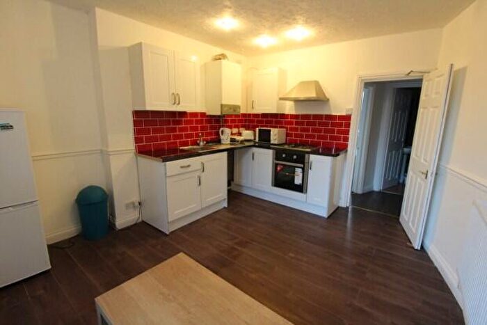 2 Bedroom Flat To Rent In Richmond Road Cardiff, CF24