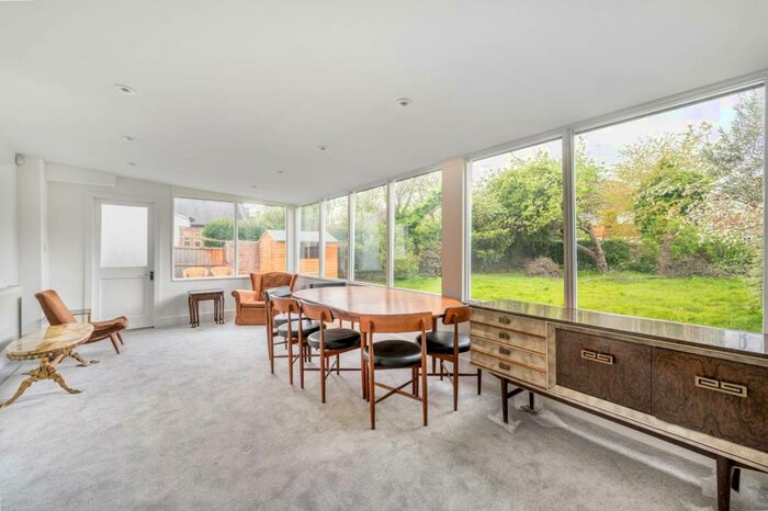 5 Bedroom Detached House To Rent In Sneyd Road, Willesden, London, NW2