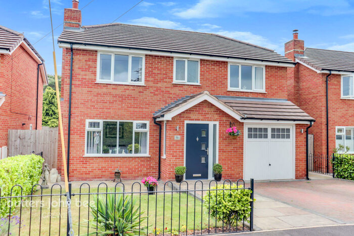 4 Bedroom Detached House For Sale In Spinney Drive, Weston, CW2