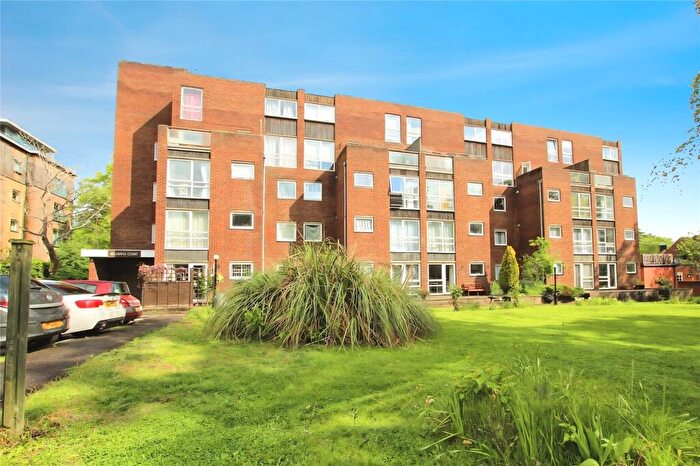 1 Bedroom Apartment For Sale In Bath Road, Reading, Berkshire, RG30