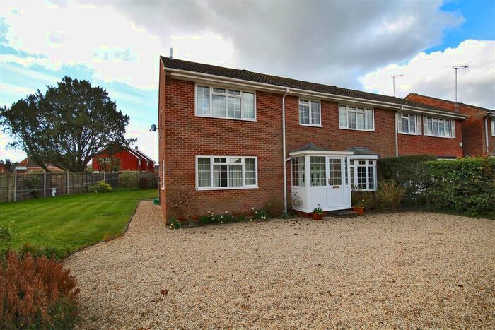 4 Bedroom Detached House To Rent In Waters Green Court, Brockenhurst, SO42