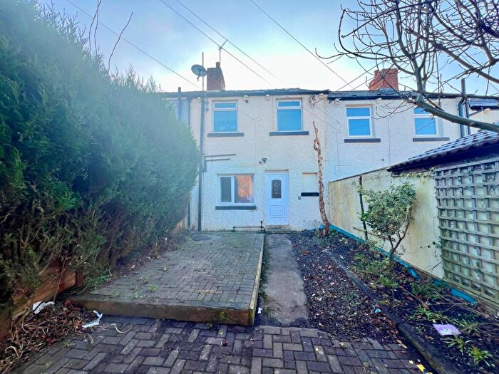 5 Bedroom Terraced House For Sale In Newcastle Terrace, Framwellgate Moor, Durham, DH1