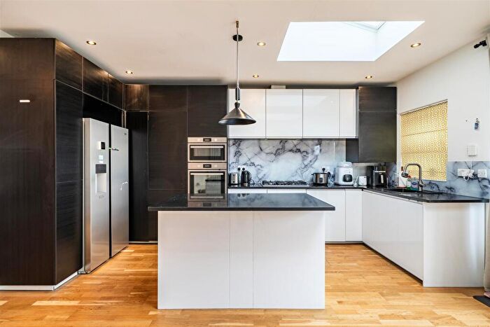 3 Bedroom Terraced House To Rent In Victoria Road, Ruislip, HA4