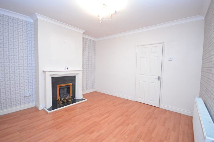 2 Bedroom Property To Rent In New Street, Rothwell, Kettering, NN14