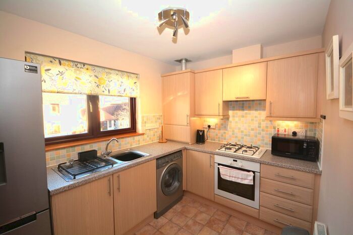 2 Bedroom Flat To Rent In Holm Dell Gardens, Inverness, Inverness, IV2