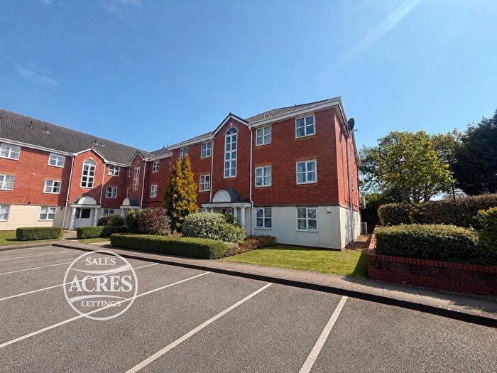 2 Bedroom Flat For Sale In Wyndley Manor, Four Oaks, Sutton Coldfield, B74