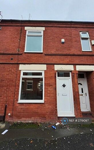3 Bedroom Terraced House To Rent In Spreadbury Street, Manchester, M40