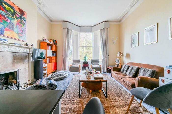 2 Bedroom Flat To Rent In Morden Road, Blackheath, London, SE3