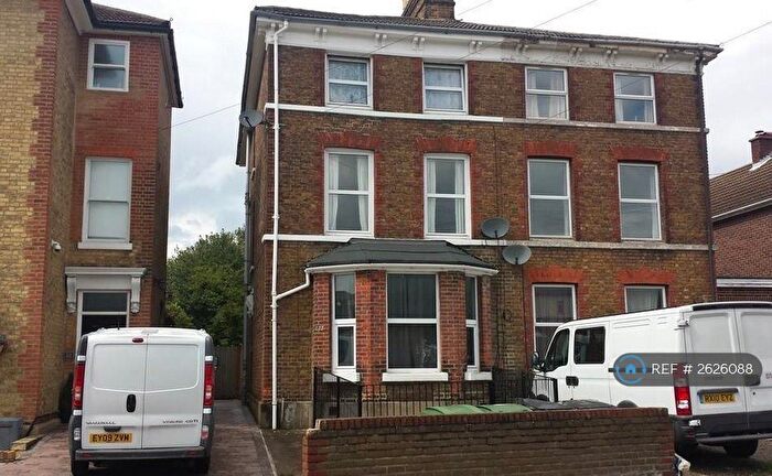 1 Bedroom Flat To Rent In Boxley Road, Maidstone, ME14