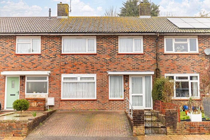 3 Bedroom Terraced House For Sale In Dickens Road, Crawley, RH10