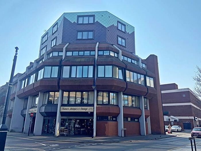 2 Bedroom Flat To Rent In - Market Street, Maidenhead, SL6