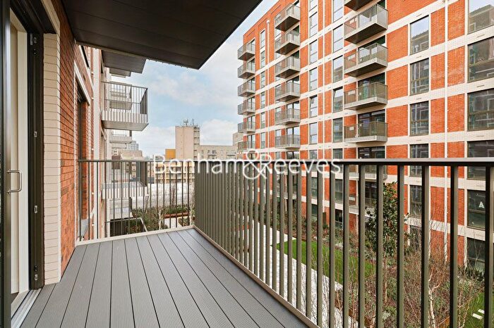 2 Bedroom Flat To Rent In Bower House, West Hendon, NW9