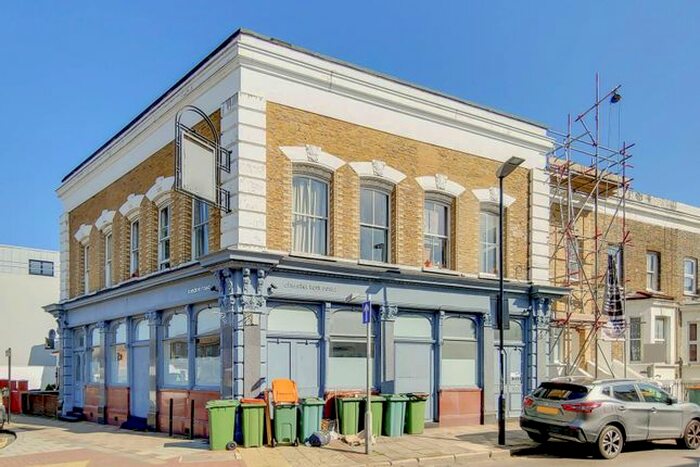 2 Bedroom Flat To Rent In London Road, Plaistow, London, E13