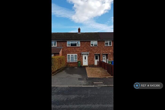 3 Bedroom Terraced House To Rent In Longmoors, Bracknell, RG42